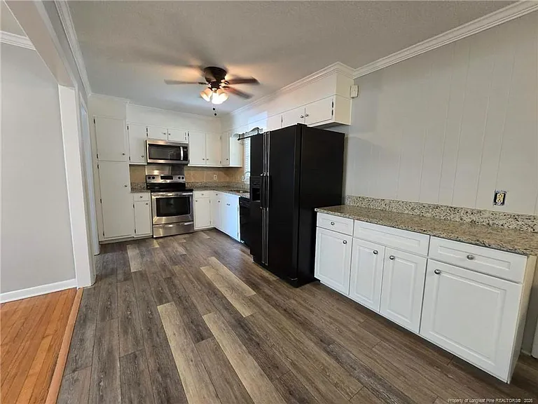 5410 Laramie Ct — Photo 8