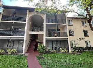 204 Foxtail Dr APT H2, Greenacres, FL 33415