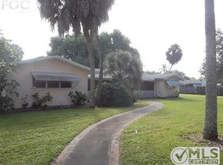 1162 April Ln, North Fort Myers, FL 33903