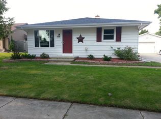 508 Wildwood Dr, Kaukauna, WI 54130