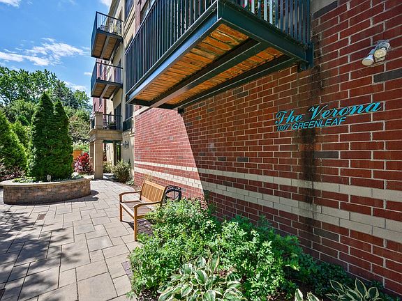 2nd image of 1107 Greenleaf Ave APT 3G