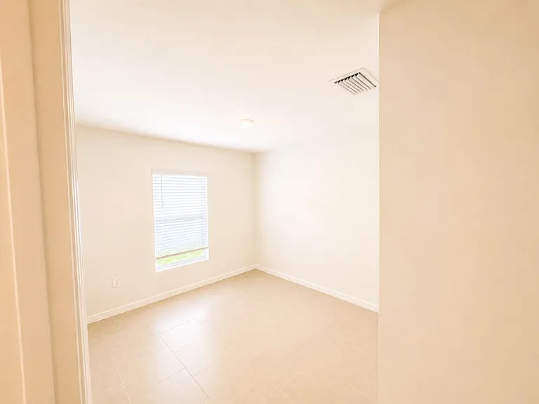 17240 Cantu Ct — Photo 8