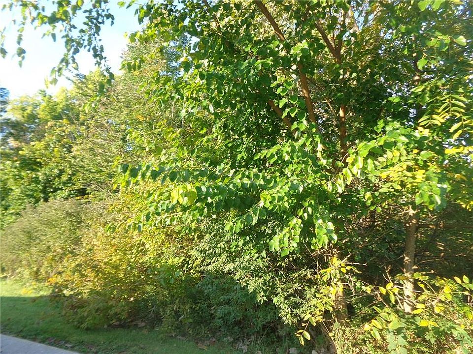 1st image of 810 Robin Wood Pl