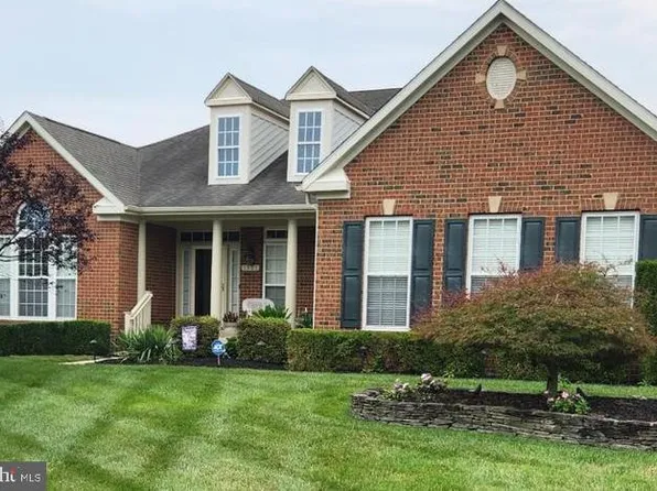 7821 Truitt Ln, Severn, MD 21144