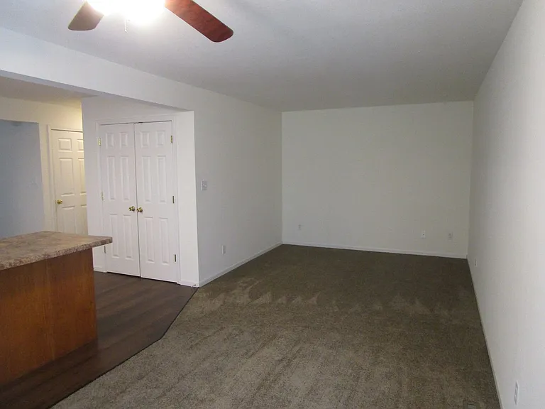 2409-2411 Northampton Dr. — Photo 12