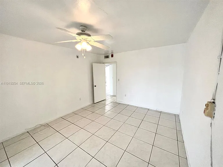 18900 NE 3rd Ct #531 — Photo 9