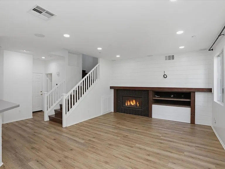 11309 Rasmussen Ct — Photo 3