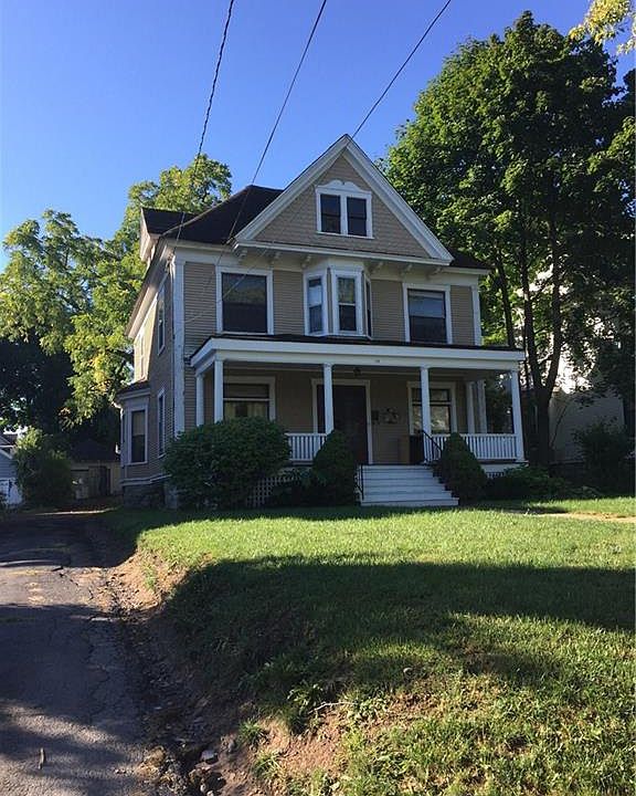 2nd image of 113 Ruskin Ave