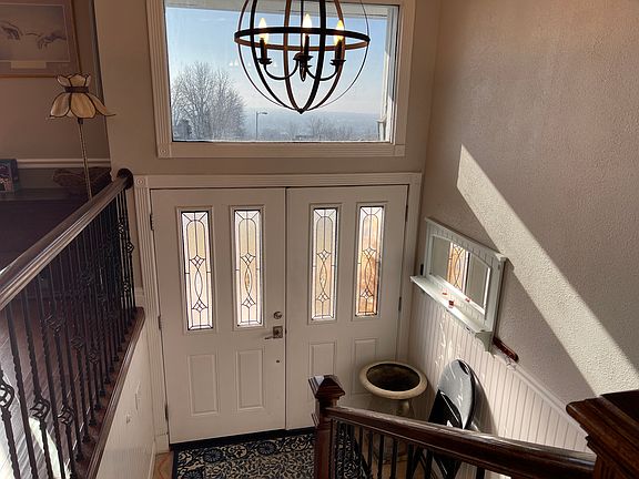 2nd image of 1563 E Blackhawk Dr
