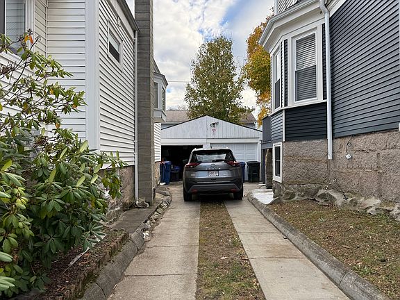 5th image of 745 County St