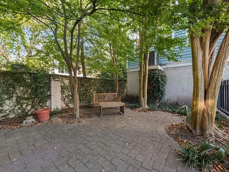 11 Kirkland Ln — Photo 22
