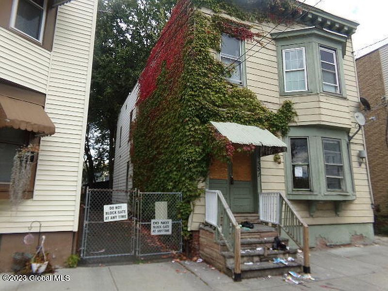 5th image of 551 1st Street