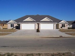 1529 Hammel Dr, Angola, IN 46703
