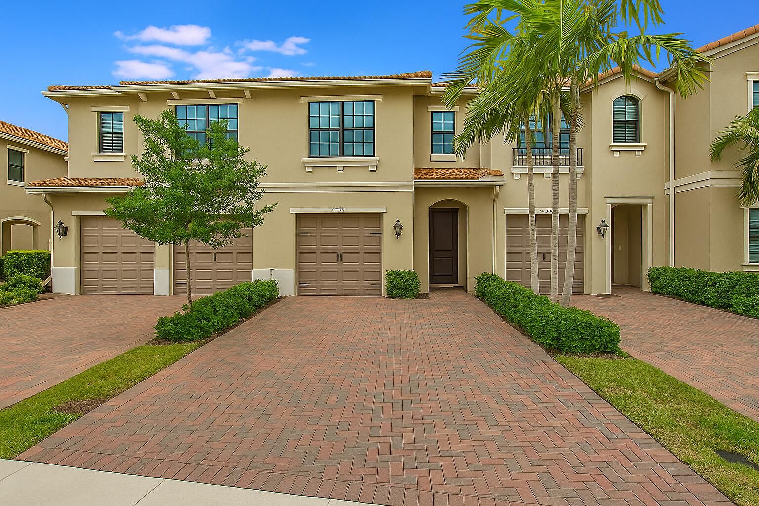 10075 Akenside Drive