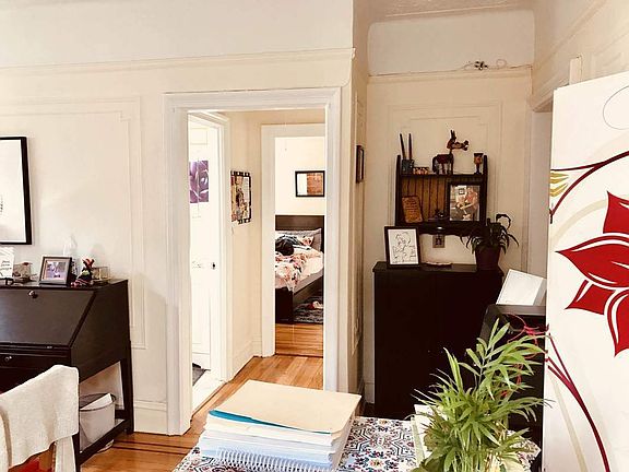 4th image of 4325 44th St APT A9