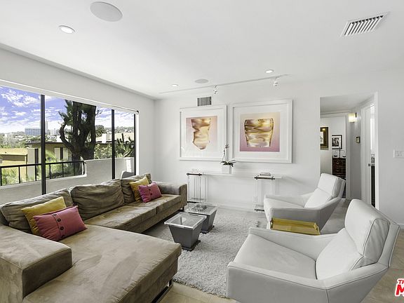 3rd image of 700 Westmount Dr APT 309