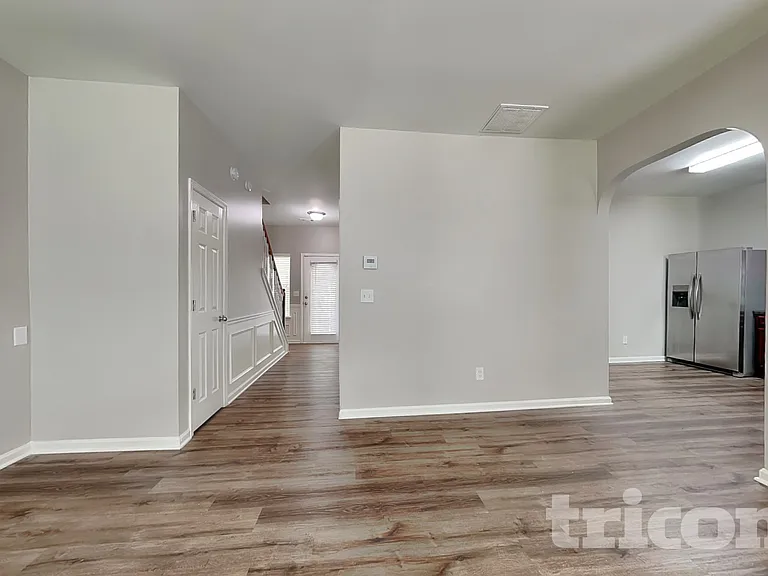 30 Silver Willow Walk — Photo 3