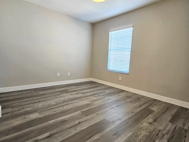 768 Anacapri St — Photo 29