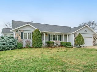 6499 Kingtree Dr SW, Byron Center, MI 49315
