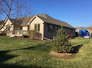 397 Woodfield Dr, Green Bay, WI 54313