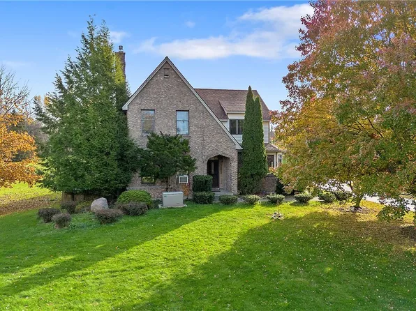 83 State Route 104a, Oswego, NY 13126