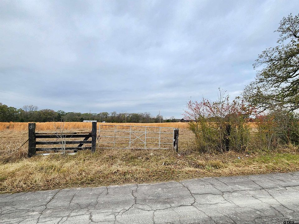 2nd image of County Road 2230