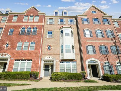 910 Hall Station Dr APT 202, Bowie, MD, 20721