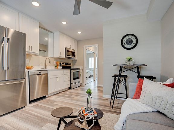 2nd image of 418 10th Ave #41802