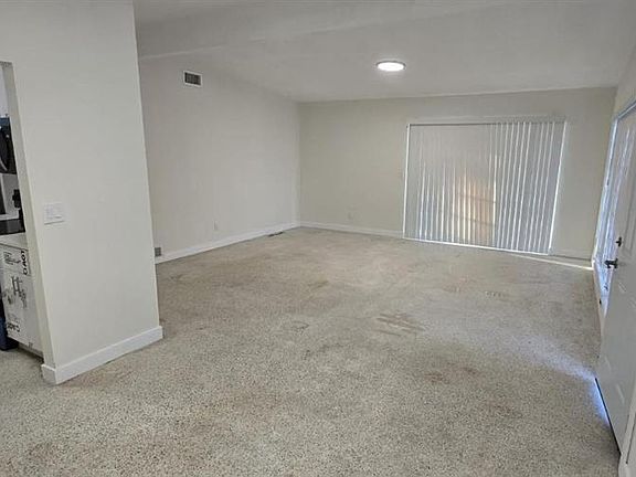 2nd image of 1634 Banyan Dr