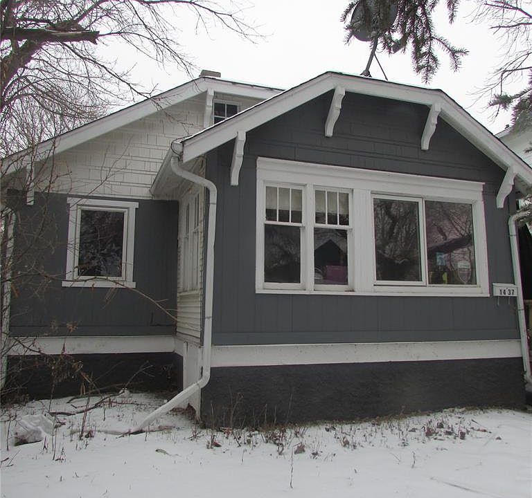 1st image of 1437 Elphinstone STREET
