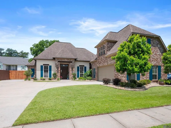 14377 Bluff Lakes Dr, Prairieville, LA 70769