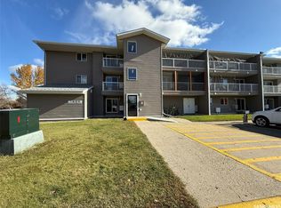 1822 Eaglesham Ave #101, Weyburn, SK S4H3A8