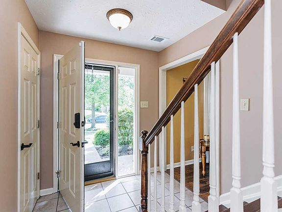 3rd image of 2274 Stonewood Ln