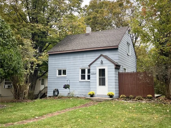 110 Gulf Rd, Camillus, NY 13031