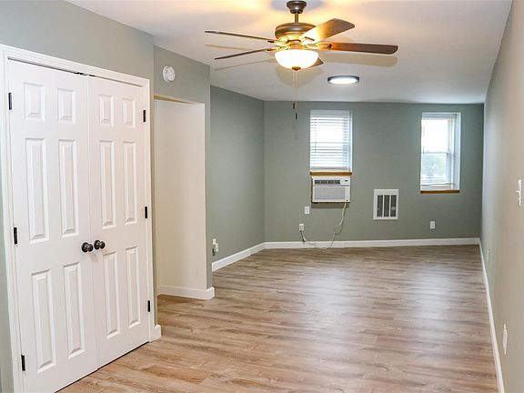 2nd image of 3679 S Broadway APT B