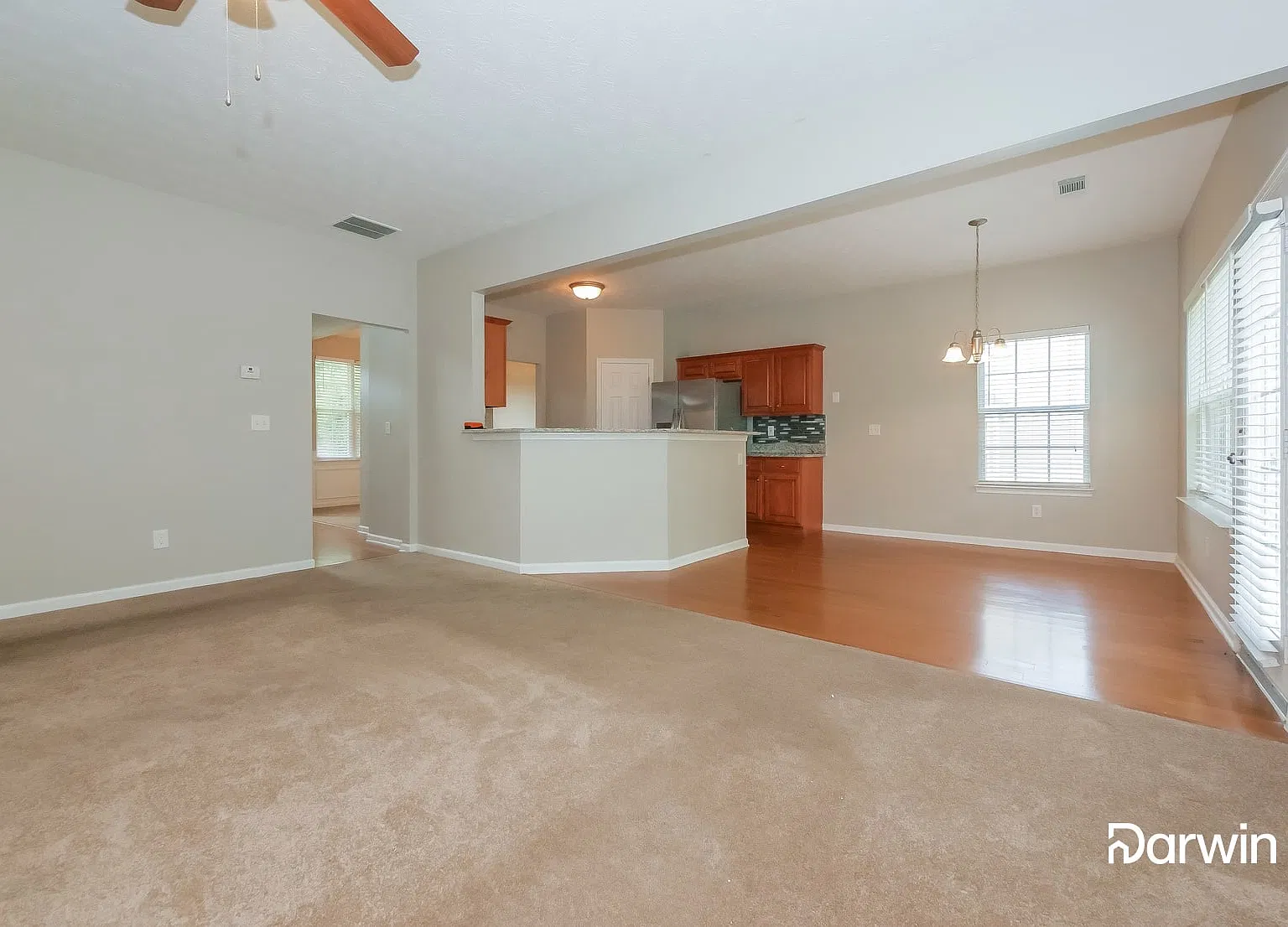 4 bed, 3.0 bath, 2254 sqft, $2,260 — Photo 4
