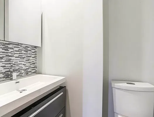 Rented by Cityside Rentals Corp | media 7
