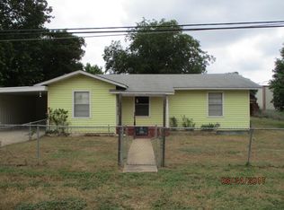 218 Washington St, Ingram, TX 78025