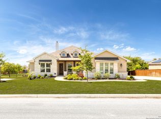 250 Lilly Blf, Castroville, TX 78009
