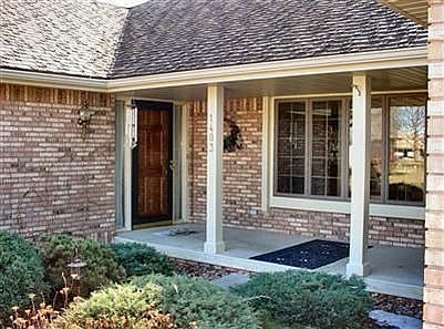 Covered front entry proch