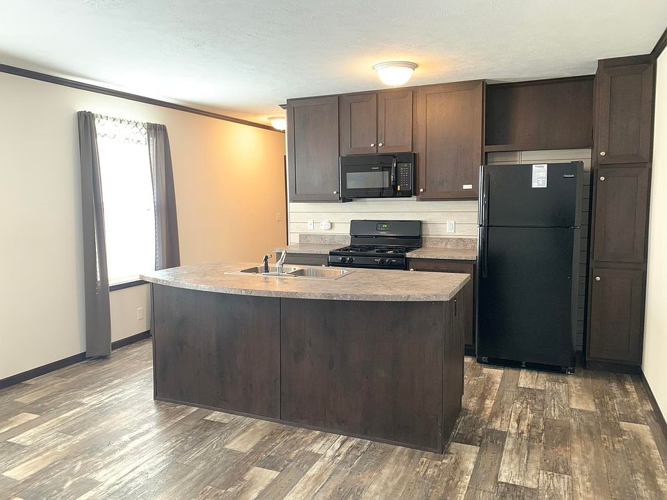 1st image of 17086 Kropf Ave