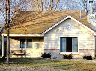 204 W 12th St, Lawrence, KS 66044