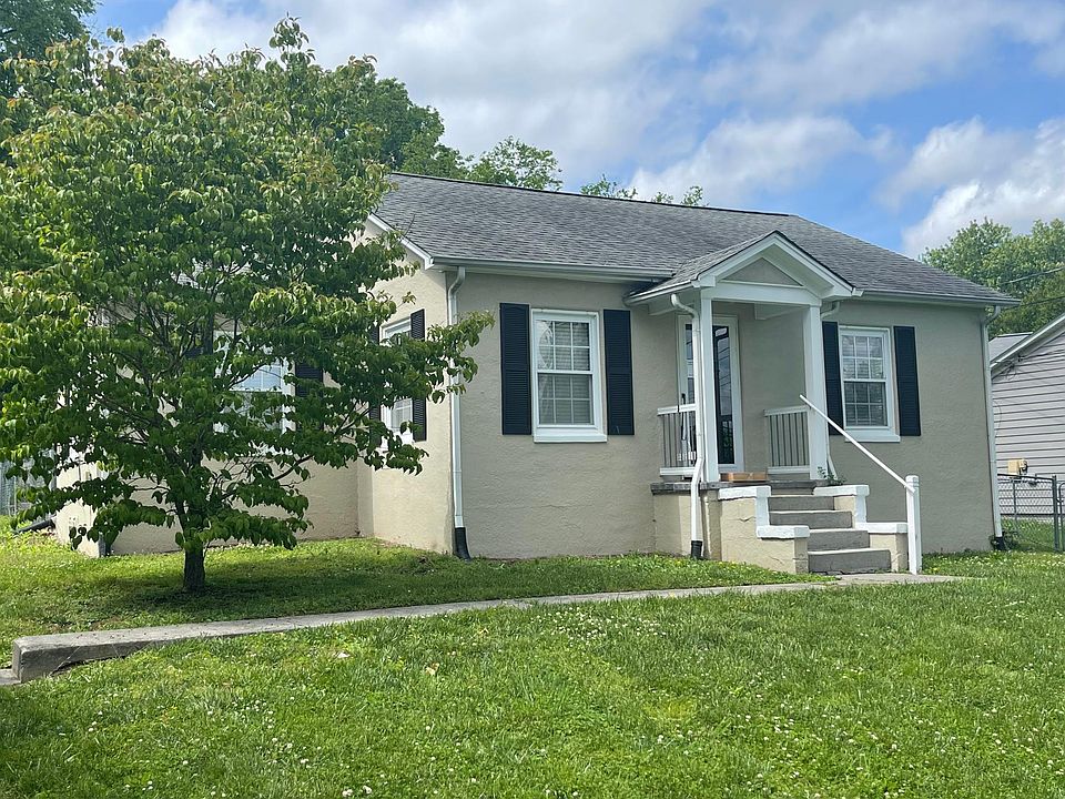 1st image of 2521 Woodrow Dr