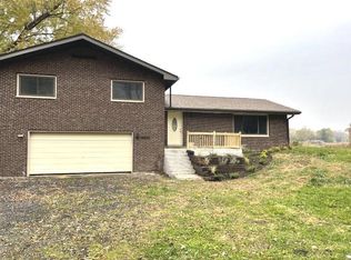 228 S Walnut St, Braidwood, IL 60408