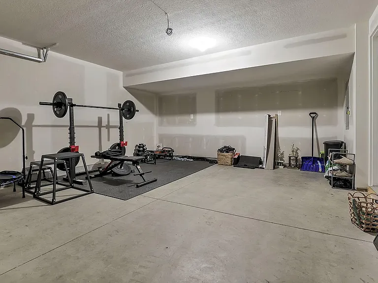 111 Coyote Willow Dr — Photo 22