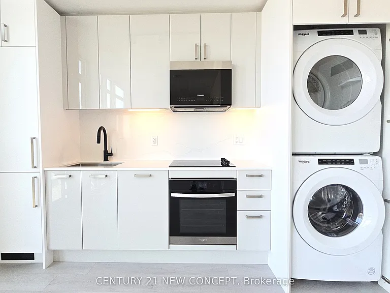 280 Dundas St W #714 — Photo 12