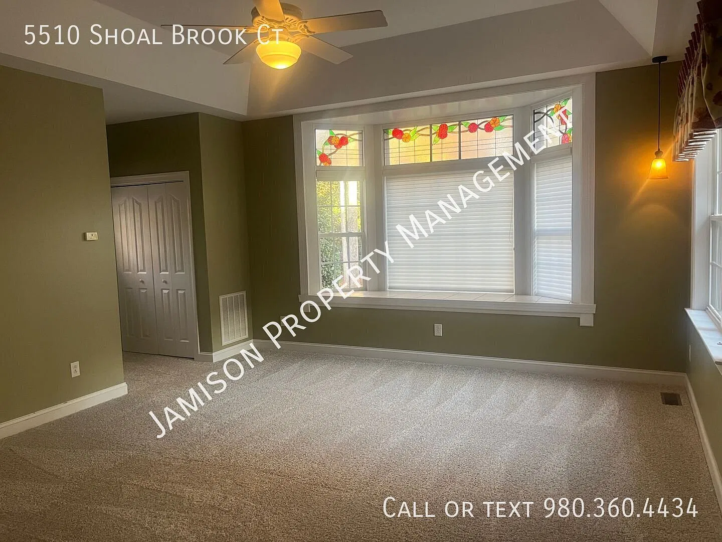 Stunning 4 Bed 4.5 Bath Home with Bonus Room in South Charlotte! — Photo 3
