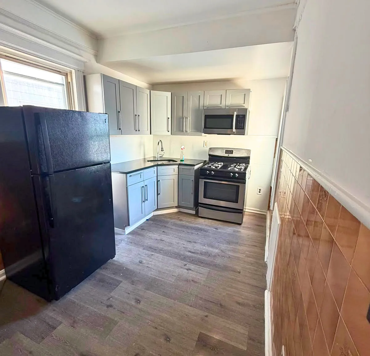 2 bed, $1,850 — Photo 3