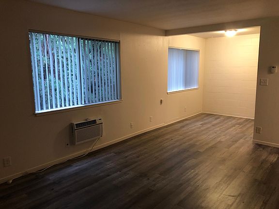 2nd image of 2722 O St APT 6