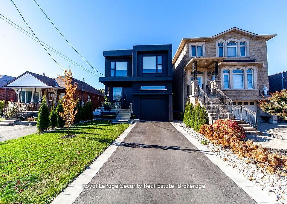 1st image of 70 Chamberlain Ave #2